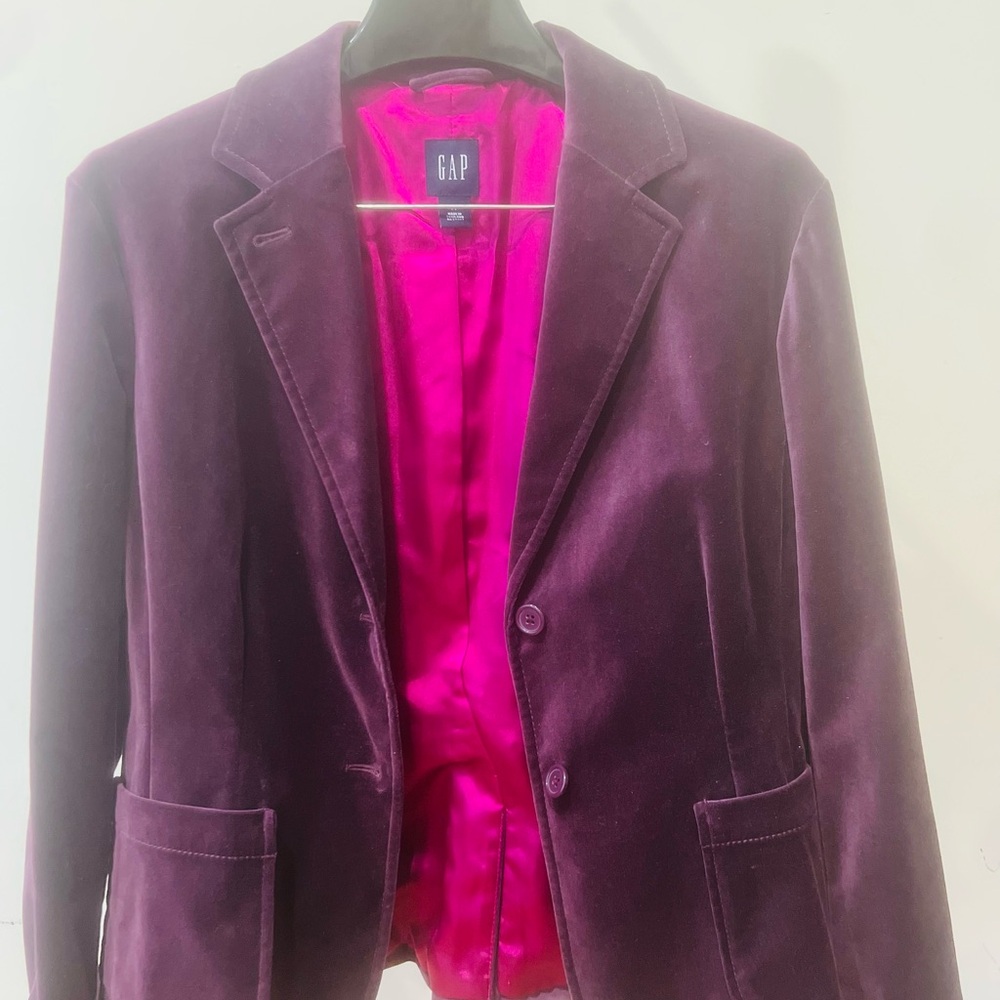 GAP Women's Purple Velvet Blazer